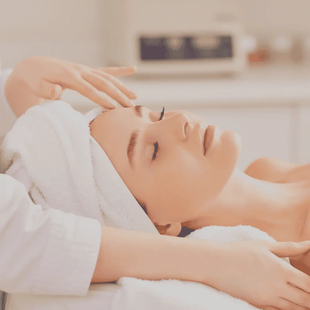 Réflexologie Plantaire & massage facial 